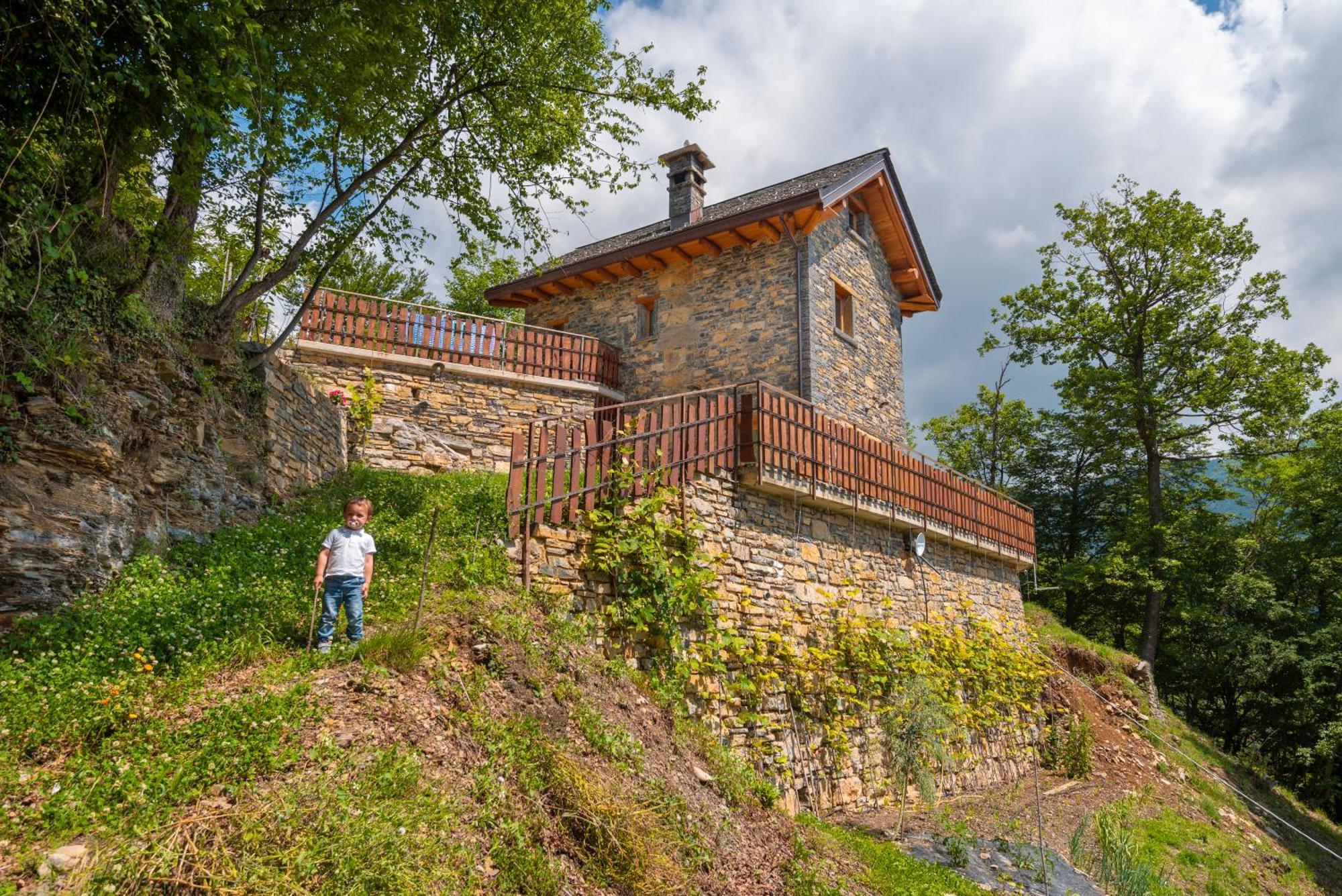 La Torre Del Manghen: Agri-Alloggio Indipendente Rota d'Imagna Extérieur photo